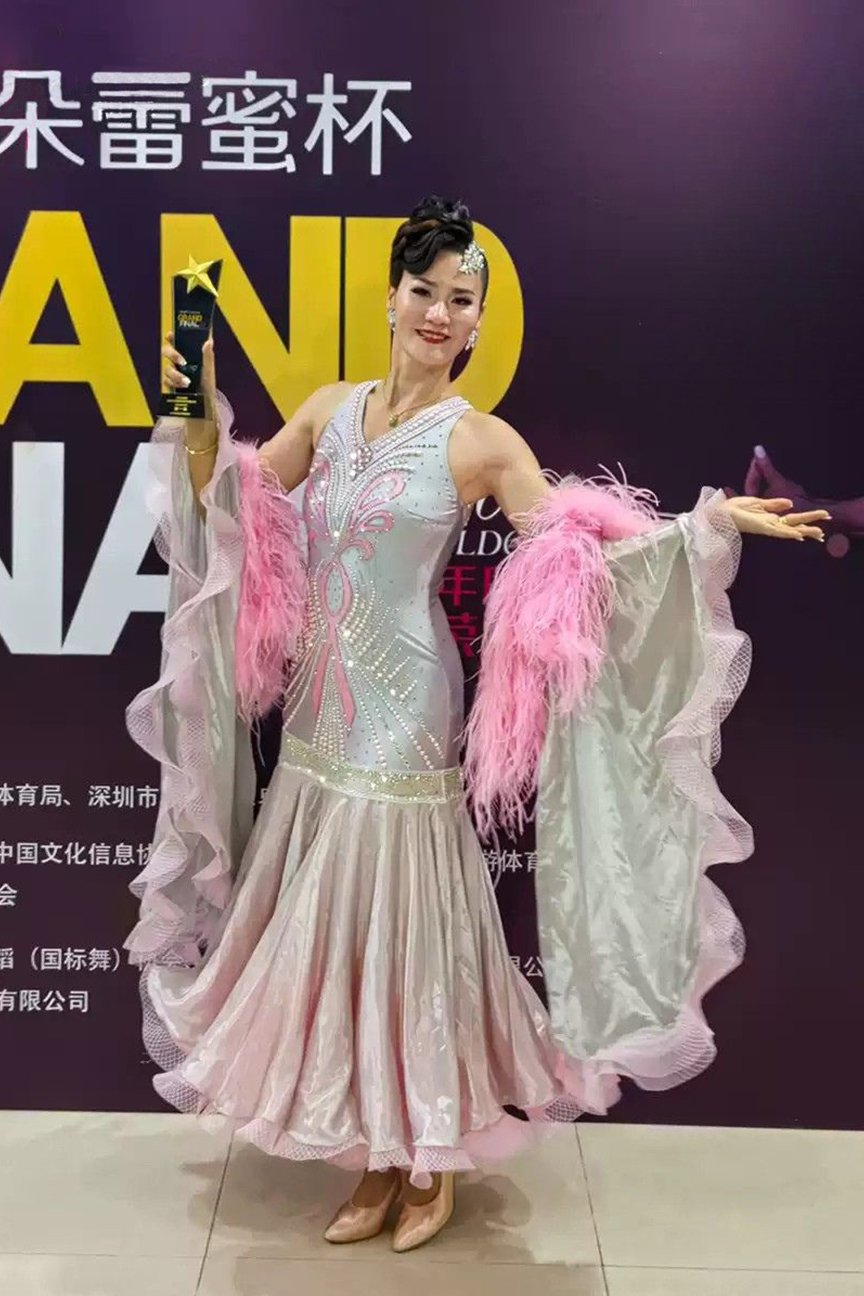 Bailebelle Fashion Yunwu tailor-made new national standard modern dance performance competition costumes British imported fabric flower dress dance skirt Pink, Silver image 0
