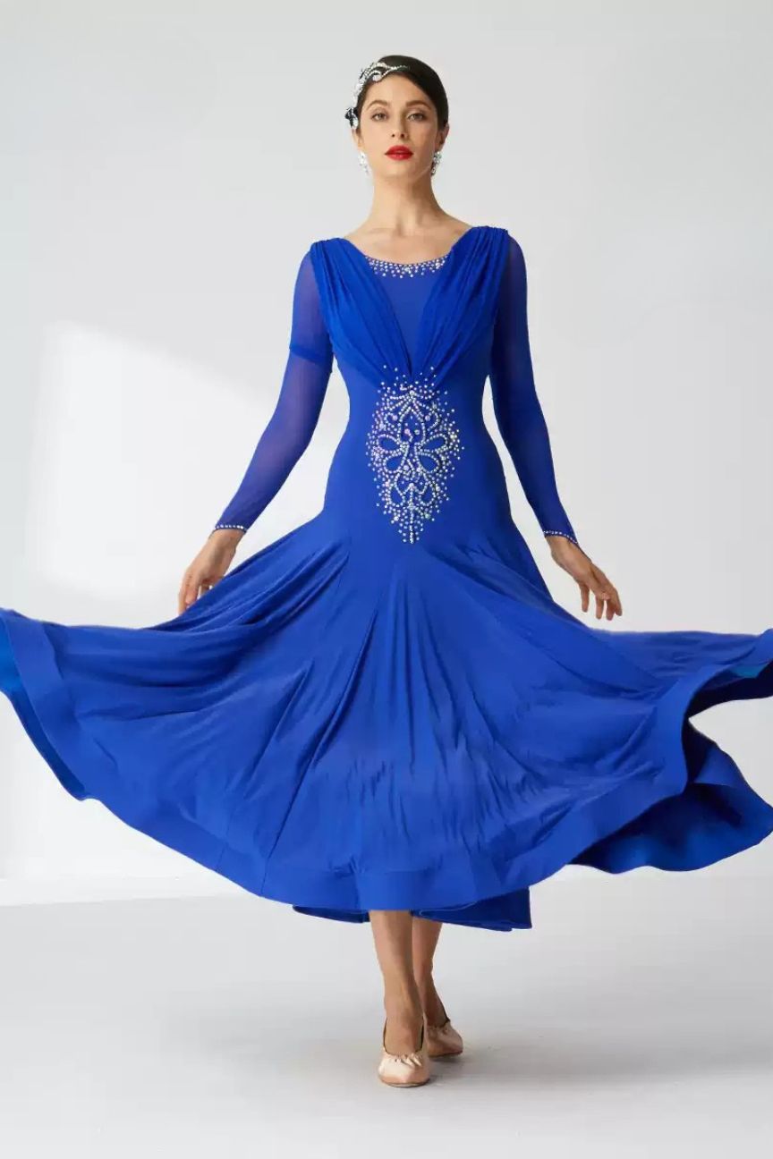 new custom national standard dance modern practice big swing dress clothing female performance service
Invoicing available
Repurchase rate 100%
¥
680 image 2