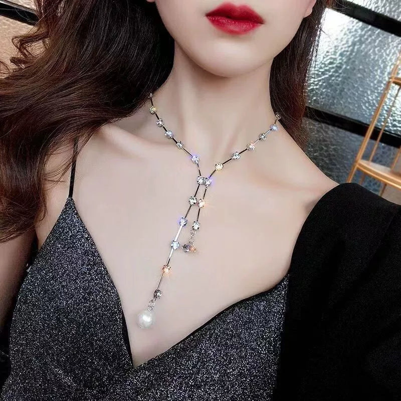Long Collarbone Chain Necklace – Luxury Clavicle Jewelry for Women 2025