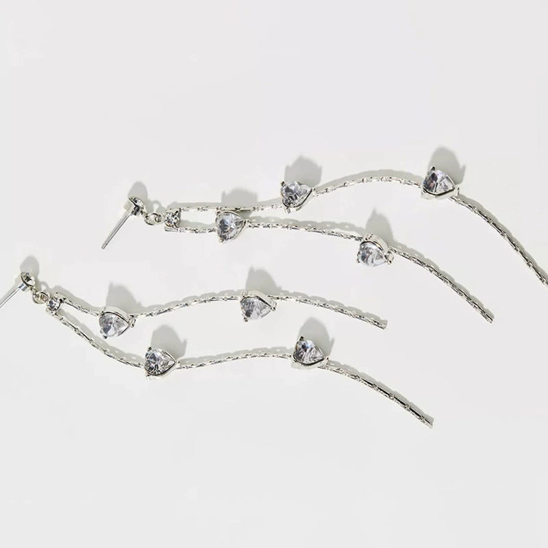 Tassel earrings simple and fashionable heart shaped rhinestone earrings daily commuting accessories earrings