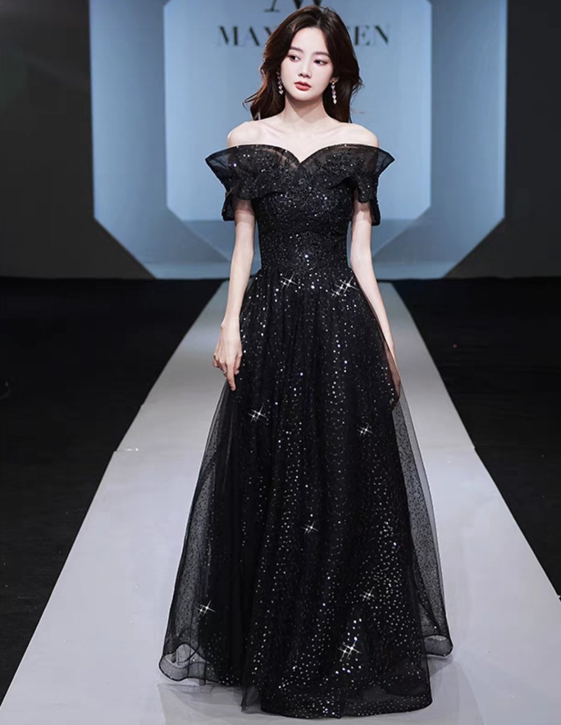 Bailebelle Fashion Luxury Eevning Dresses Boat Neck Sequins Light Champagne Off the Shoulder Mermaid Chapel Train Sleeveless Celebrity Gowns, Gray | Silver, Black image 5