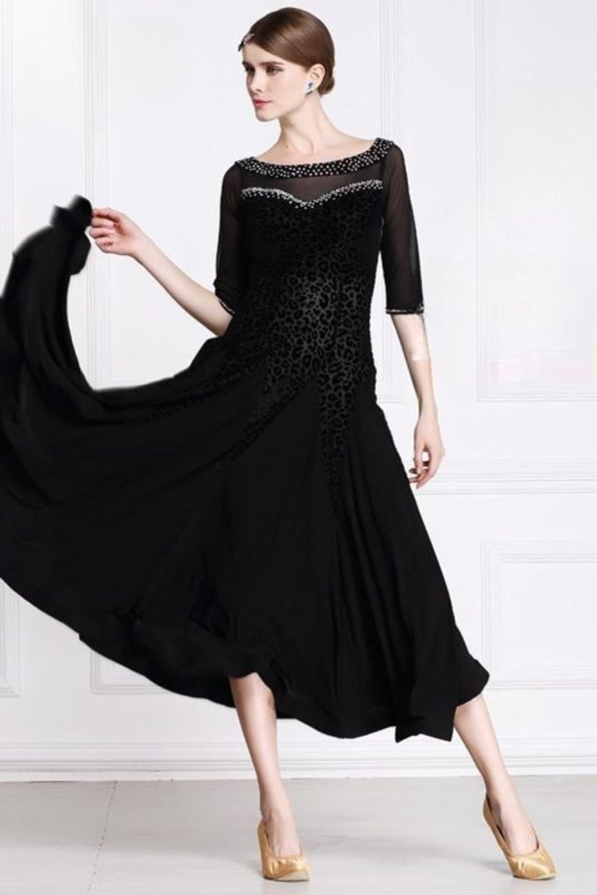 2018 new modern dance practice skirt see-through mid-sleeve dress national standard dance big swing skirt practice dance clothes
Invoicing available
¥
680 image 0